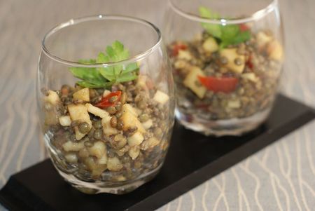 Salade lentilles, pommes et tomate Salade lentilles, pommes et tomate