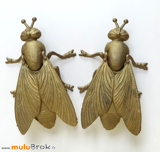 MOUCHE-CENDRIER-METAL-DORE-1-muluBrok-Vintage