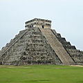 En pays maya - Yucatan et Hautes Terres (5/24). Les pyramides, principal témoignage de la <b>civilisation</b> maya.