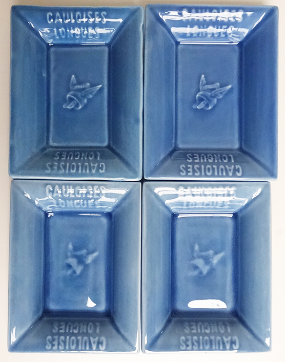 GAULOISES-LONGUES-Cendrier-bleu-1-muluBrok
