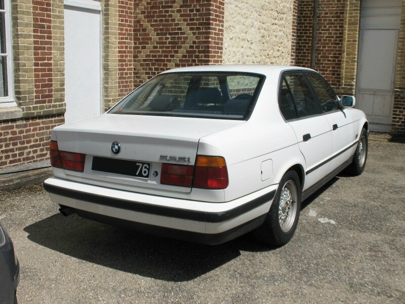 BMW535iE34ar1