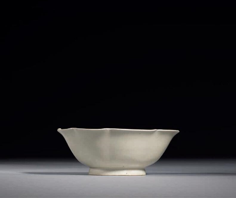 A Dingyao flower-shaped bowl, Five Dynasties-Northern Song Dynasty