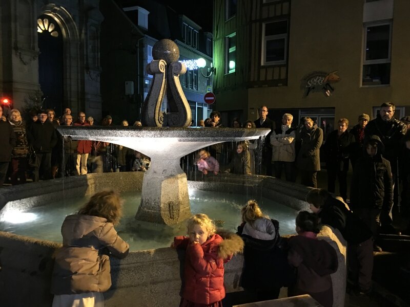 inauguration fontaine place Saint-Gervais Avranches 18 décembre 2015