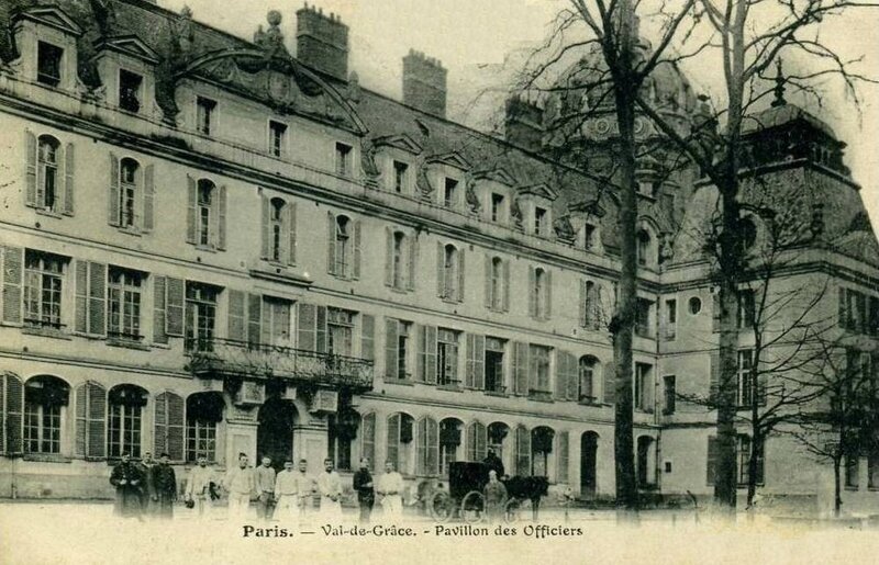 CPA Paris Val de Grâce Pavillon officiers
