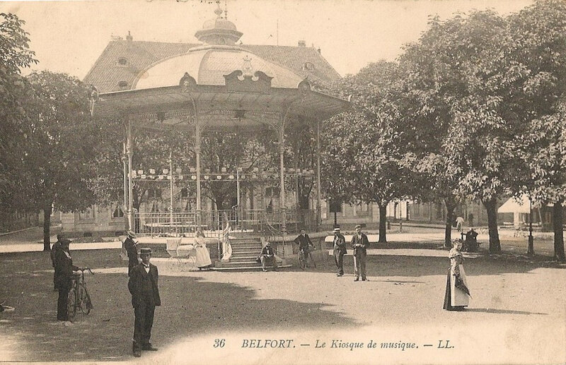 Belfort CPA Place d'Armes Kiosque à musique Hôtel de ville