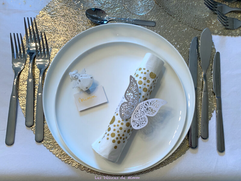 Ma table de Noël Chic et romantique en blanc et or