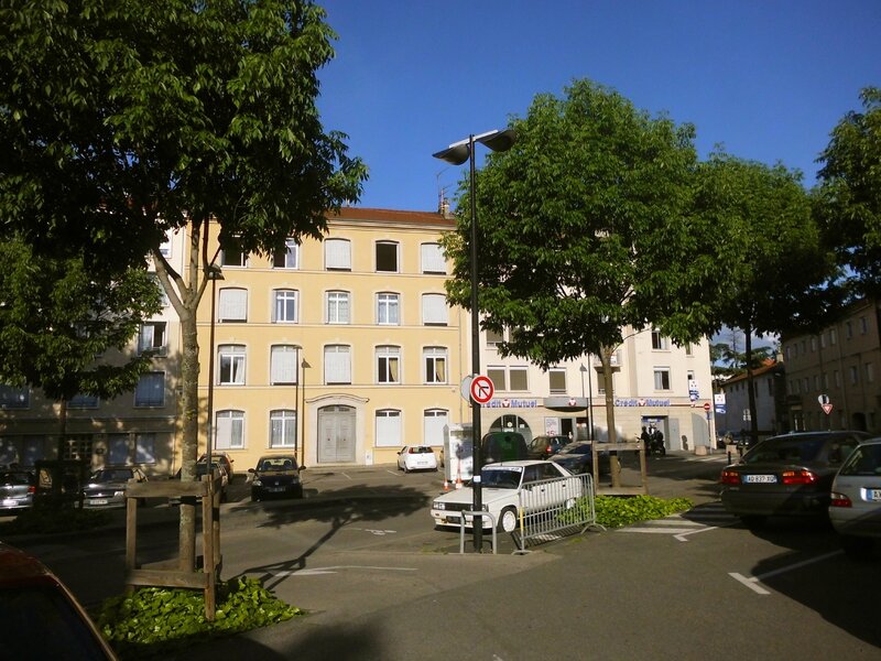 place Saint-Pierre 9 mai 2015 (5)