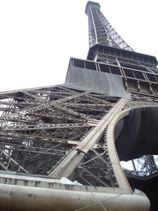 tourisme___la_tour_Eiffel_051