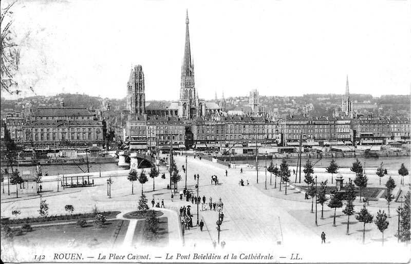 Rouen_Place_Carnot_old