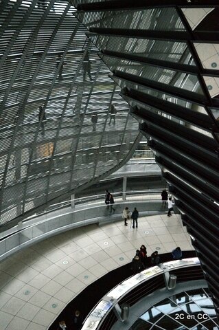 Intérieur de la Coupole - Reichstag - Berlin