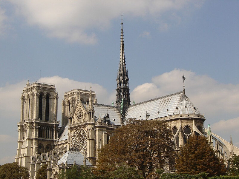 1280px-Notre_Dame_de_Paris_(back_side)