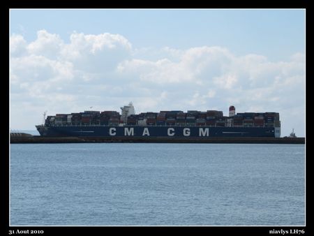 CMA_CGM_Amerigo_vespucci_6