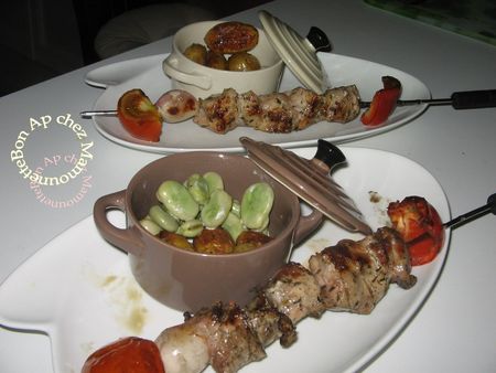 Brochettes_aux_f_ves_et_Bonnottes_021