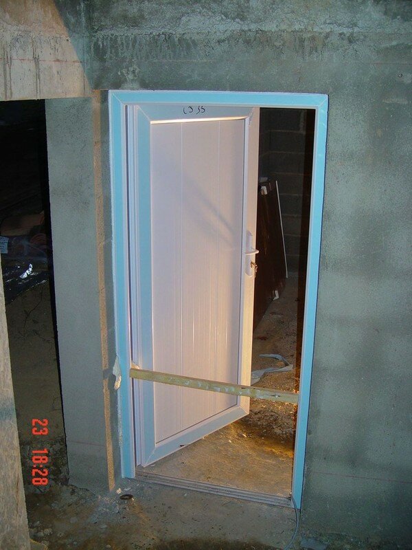 Supérieur Nous Avons Donc Posé La Porte En Tunnel U003d Dimensions Extérieures Du Cadre De Porte Légèrements Inférieure (1cm De Chaque Côté) Aux Dimensions De Lu0027ouverture ... Supérieur Nous Avons Donc Posé La Porte En Tunnel U003d Dimensions Extérieures Du Cadre De Porte Légèrements Inférieure (1cm De Chaque Côté) Aux Dimensions De Lu0027ouverture ...