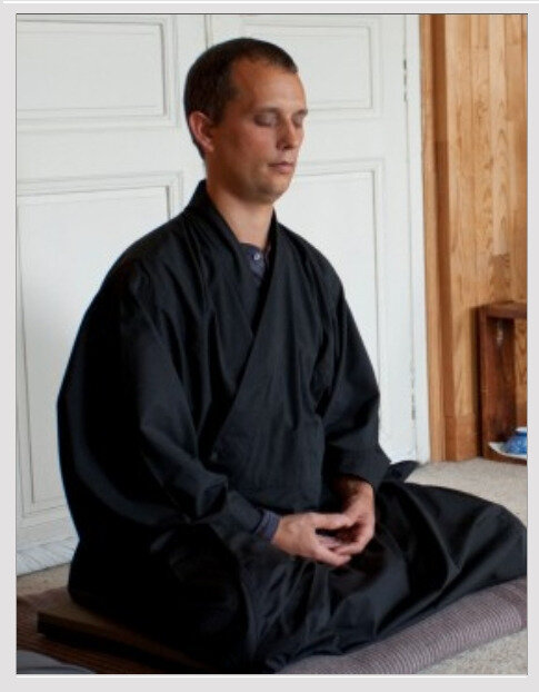 Alexis Ferrari en zazen au centre Assise