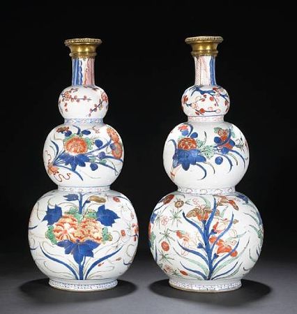 Two__Chinese_Imari__export_porcelain_triple_gourd_vases