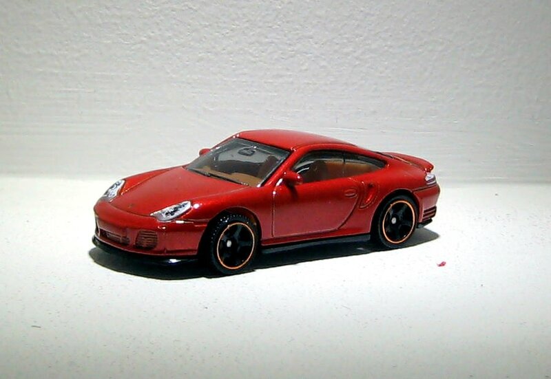 Porsche 911 Turbo (Matchbox) 01