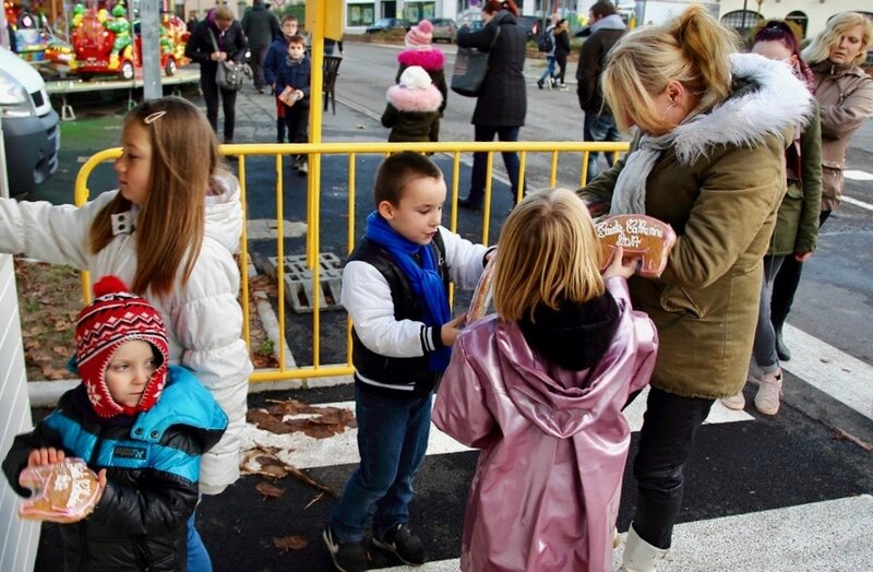 STE CATHERINE 2017 DISTRIBUTION PAINS D'ÉPICES enfants