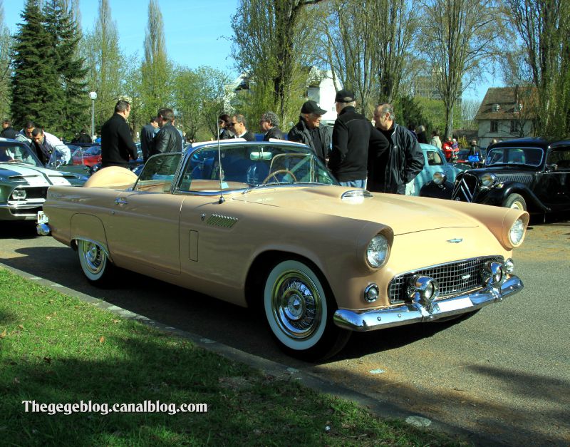Ford thunderbird avec continental kit de 1956 (Retrorencard avril 2012) 01
