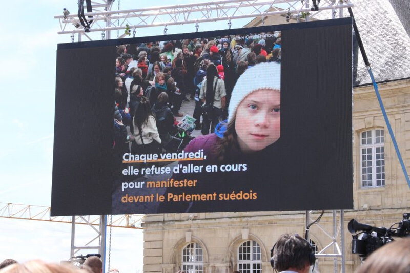 Greta-Thunberg-Caen-2-854x569