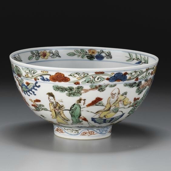 A fine 'wucai' 'Immortals' bowl, Wanli Mark And Period(1573-1620)