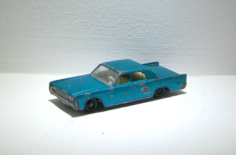 Lincoln continental (ref 31)(Matchbox)