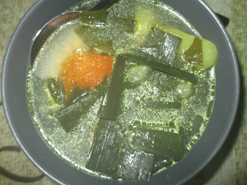 soupe-vert-poireaux-non-mixée