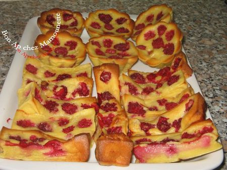 Clafoutis à la crème aux framboises du jardin 010