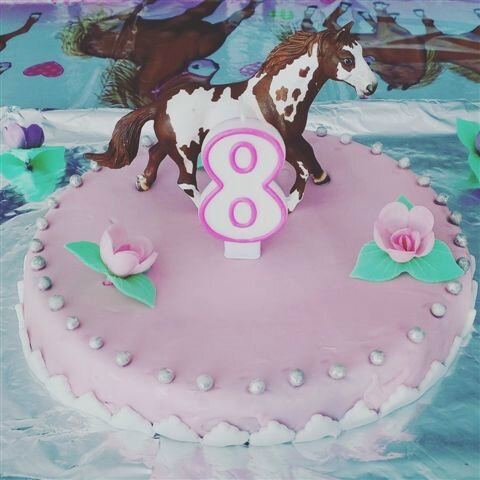 Birthday cake ©Kid Friendly