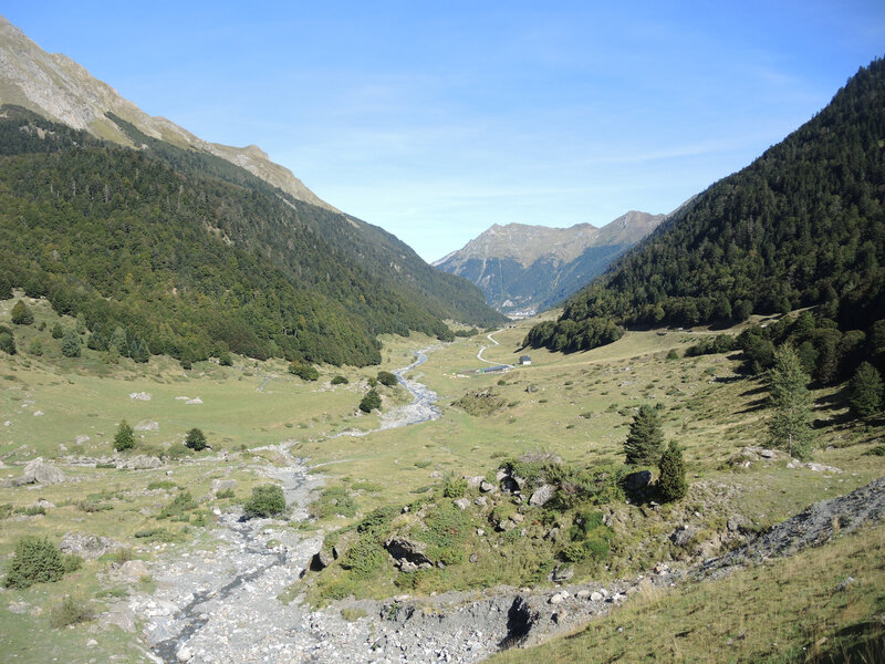 Caillou de Soques, vue sur la vallée d'Ossau (64)