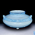 A clair-de-lune-glazed and blue enamelled '<b>phoenix</b>' tripod jar, yulouzun, Qianlong mark and period (1736-1795)