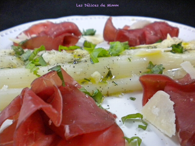 Asperges blanches à la bresaola 2