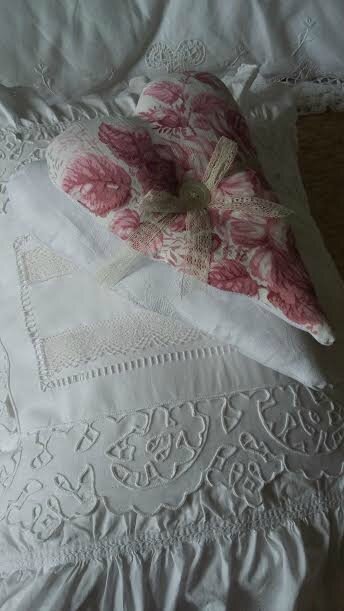 coussin et coeurs Shabby