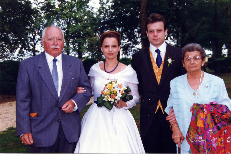 1996, Anne-Christine se marie