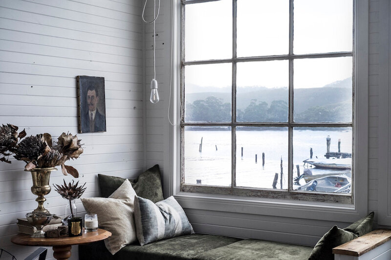 Cozy cottage on the Tasmanian coast photos by Sarah Andrews