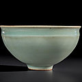 A small <b>Longquan</b> celadon bowl, Southern Song dynasty (1127-1279)