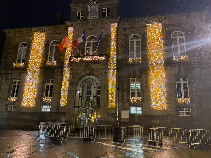 Avranches_marché de Noël_Noël_2020_hotel de ville_mairie_illuminations