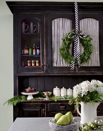 credenza_wreath_de