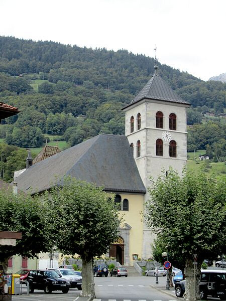 450px-Église_de_Sallanches_1