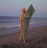 1962-07-13-santa_monica-towel-by_barris-010-1