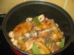 Poulet cocotte aux lardons champignons et pdt 010