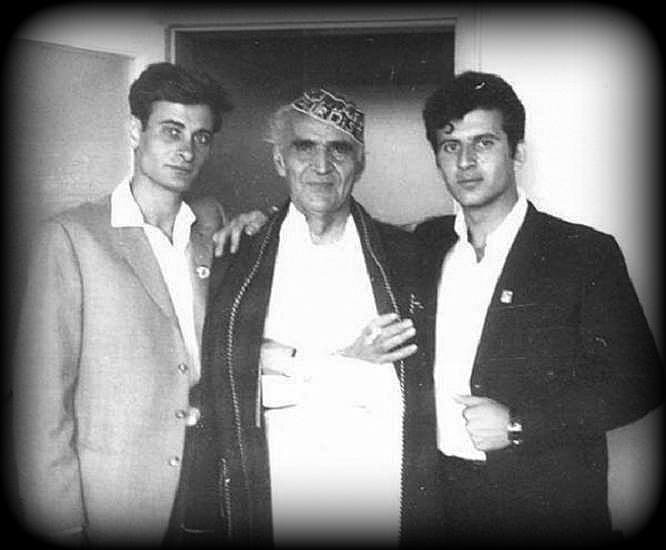 Mahmoud Darwich, Mohammad Mahdi Al Jawahiri,Samih Al-Qâsim