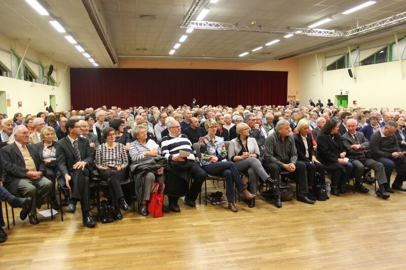 Alain Juppé réunion publique Ducey octobre 2015 public
