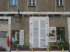 chartres_facade_caf_
