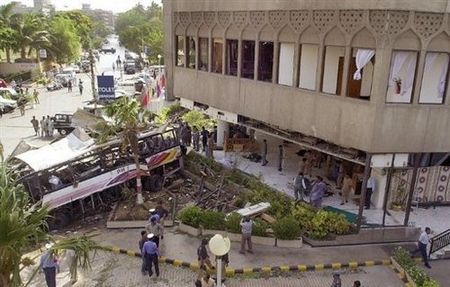 Attentat_de_Karachi_3_9d7e7