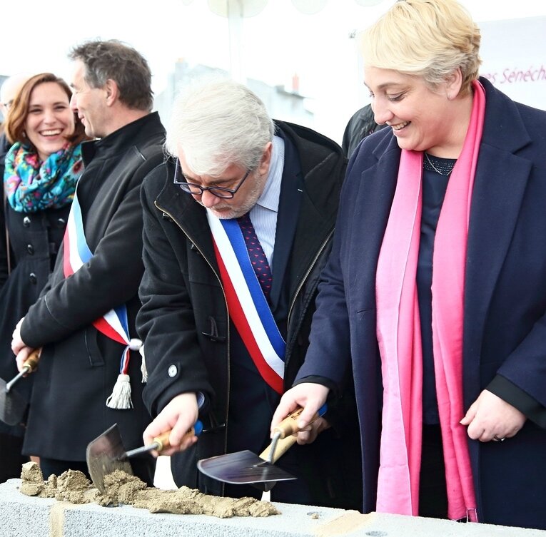 RESIDENCES AUTONOMIES PREMIERE PIERRE 2017 Pascale Boistard JJT