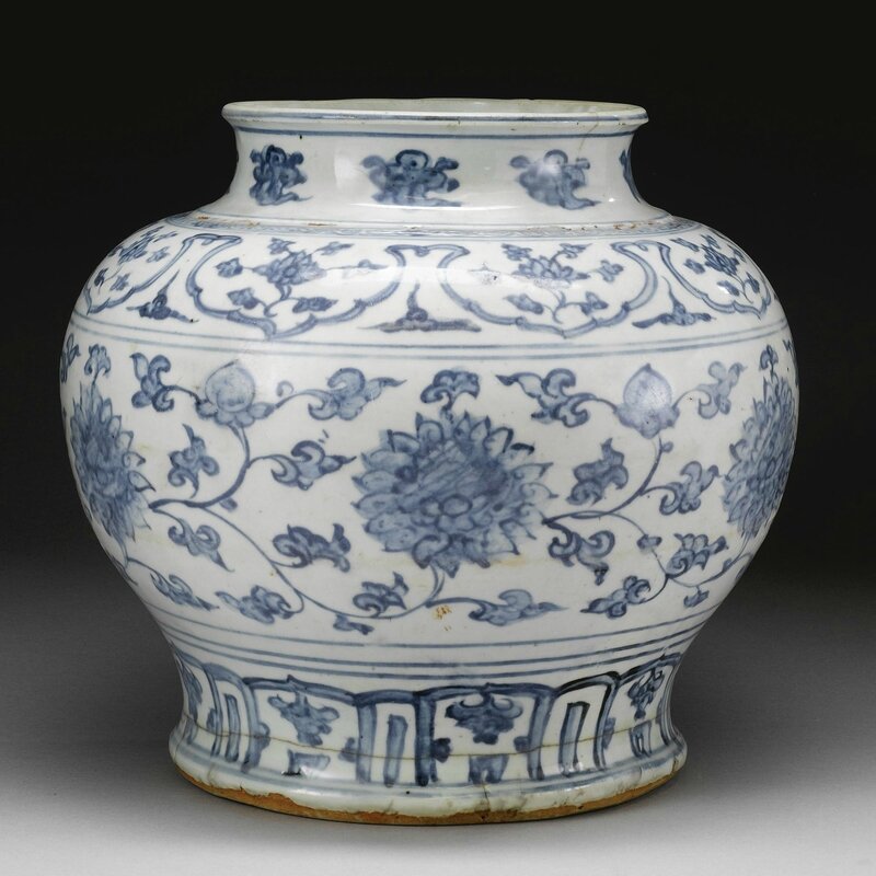 A blue and white 'lotus' jar, Ming dynasty, ca