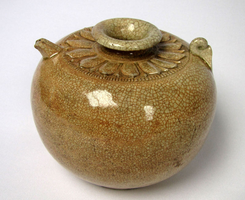 GÔM SÚ'. Ceramics from Viêt Nam, a 2000-Year History