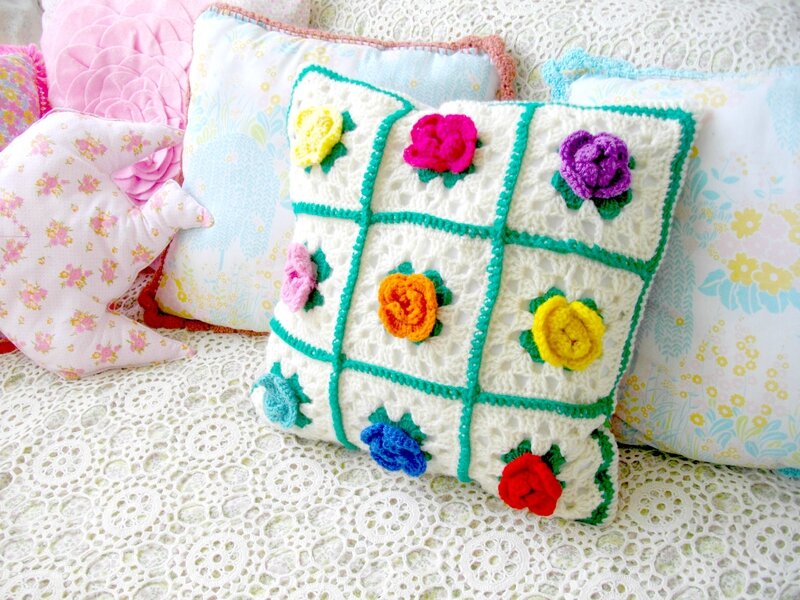 coussin-granny-fleur-crochet-flower-power-vintage