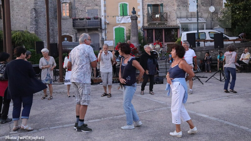 Photos JMP©Koufra 12 - Le Caylar - Los Musicaires del Castèl - 14072019 - 0602